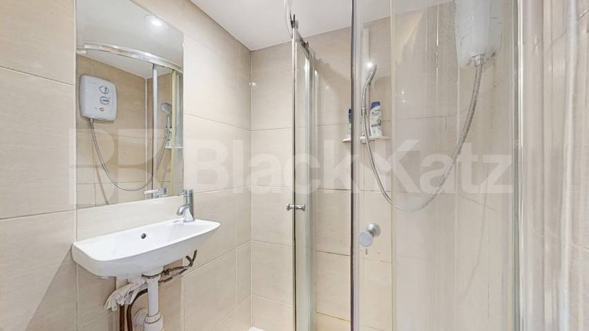 Modern Apartment Sutherland Avenue, Maida Vale